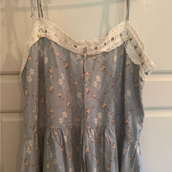 Christy Dawn Emma - Picture 2 of 2